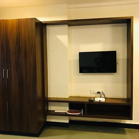 Liva Rooms ناسيك المظهر الخارجي الصورة