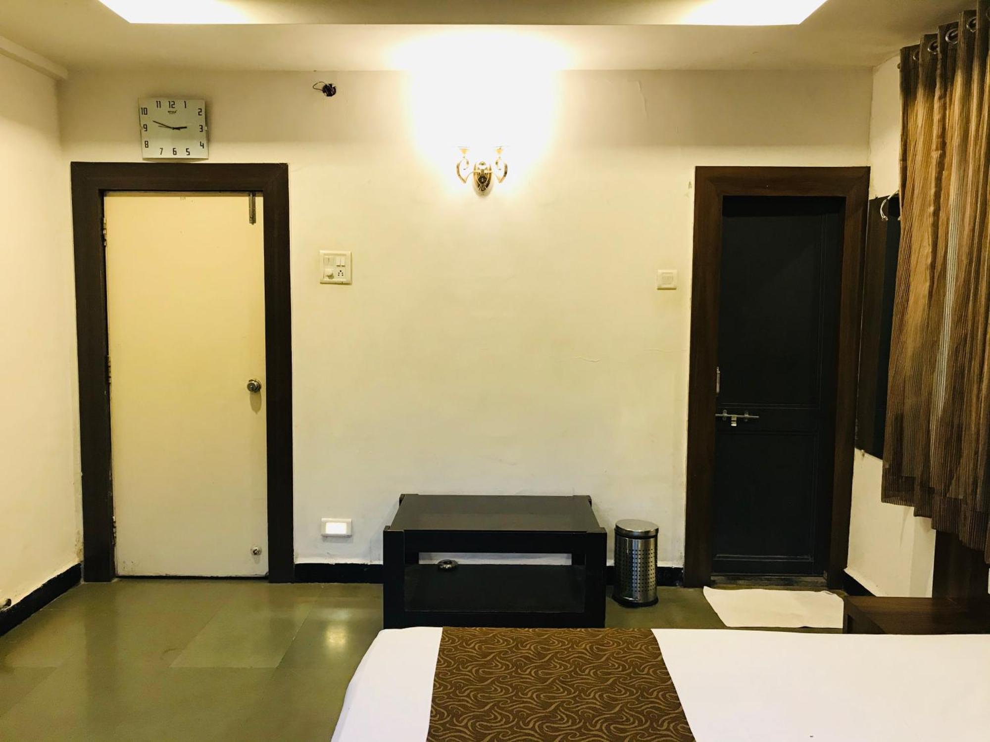 Liva Rooms ناسيك المظهر الخارجي الصورة